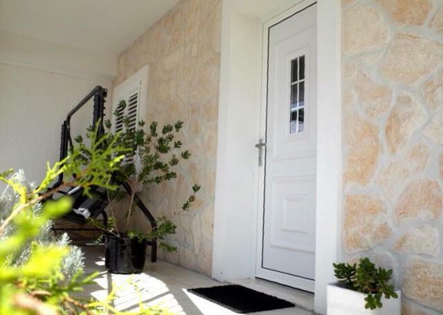 פרימוסטן Charming Seaside Apartment מראה חיצוני תמונה
