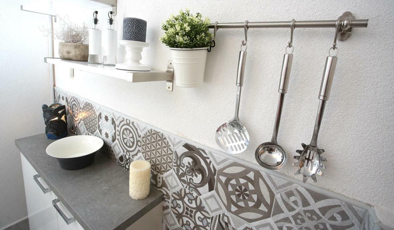 פרימוסטן Charming Seaside Apartment מראה חיצוני תמונה